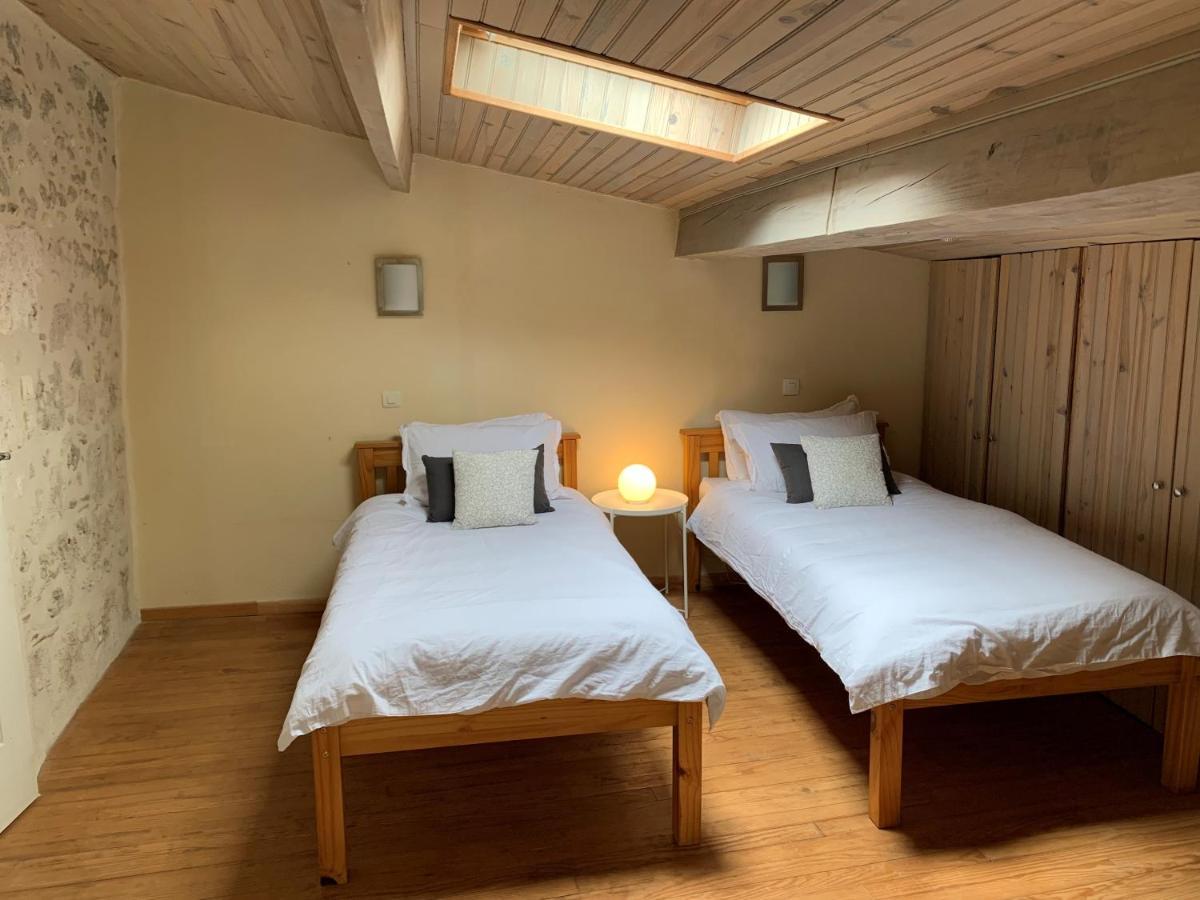 Gites De Verger, Stylish Self Catering Cottages In Sos Экстерьер фото