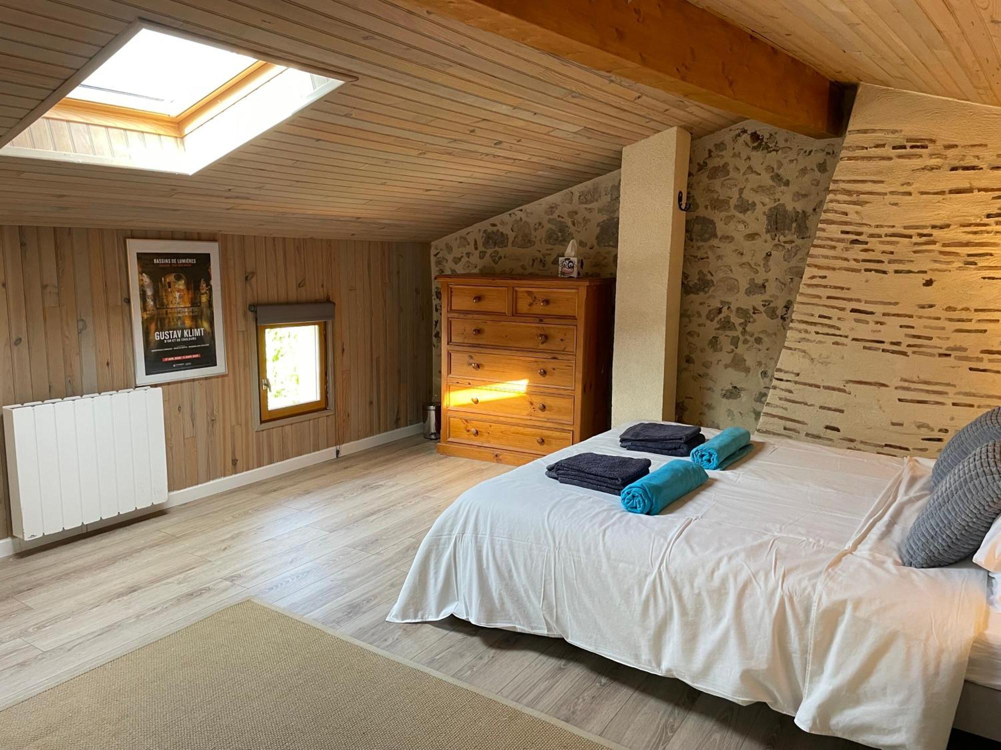 Gites De Verger, Stylish Self Catering Cottages In Sos Экстерьер фото