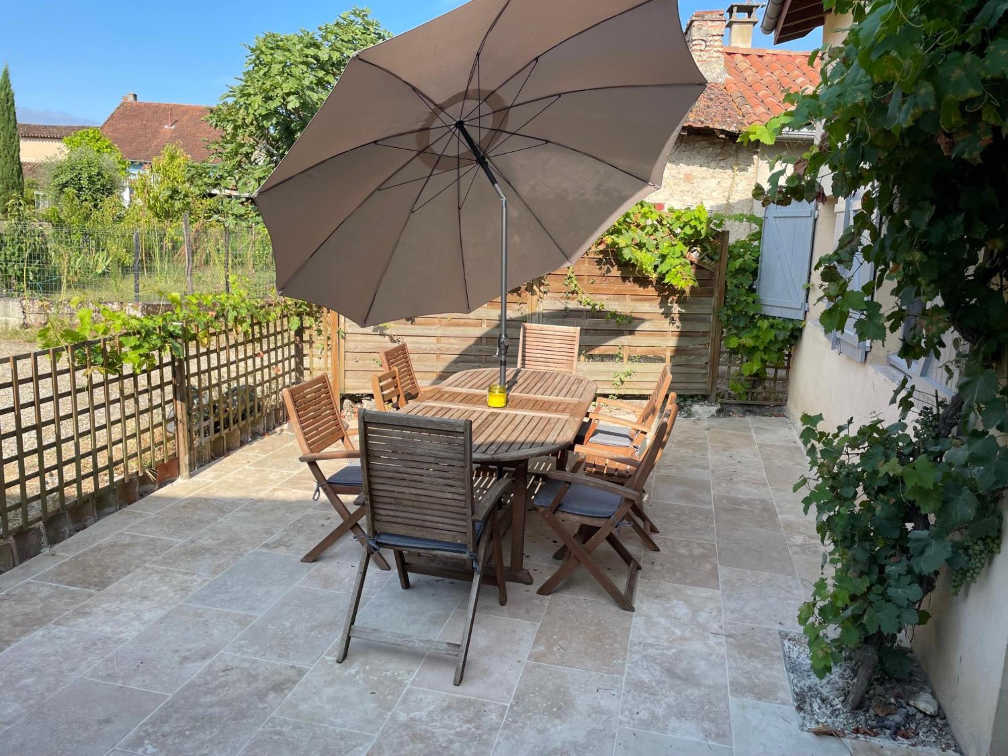 Gites De Verger, Stylish Self Catering Cottages In Sos Экстерьер фото